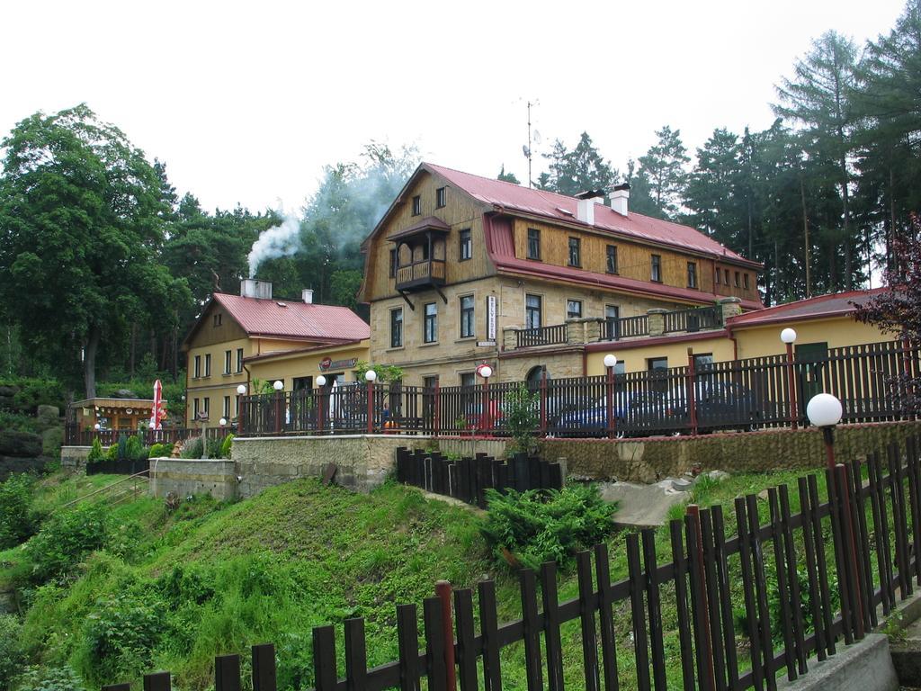 Hotel Garni Belveder Hřensko Dış mekan fotoğraf