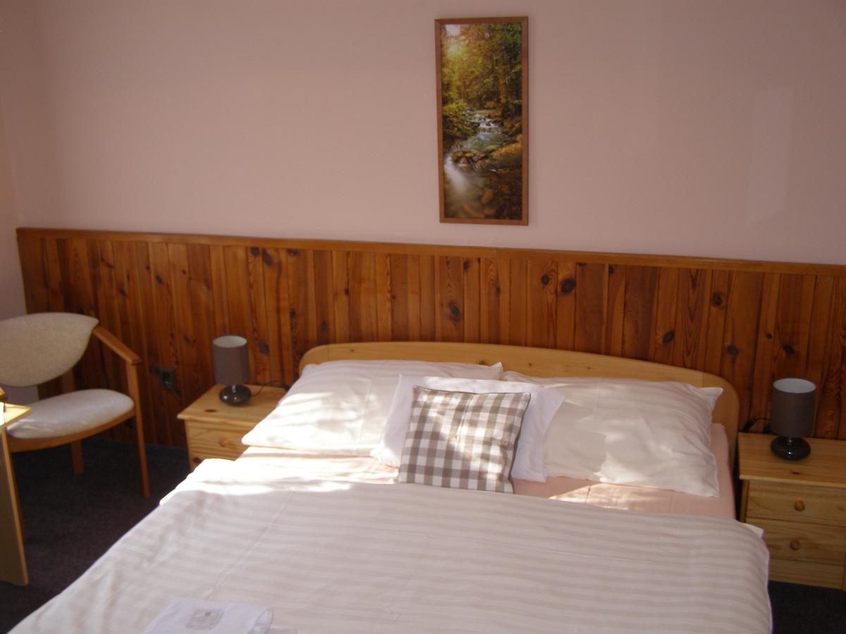 Hotel Garni Belveder Hřensko Dış mekan fotoğraf